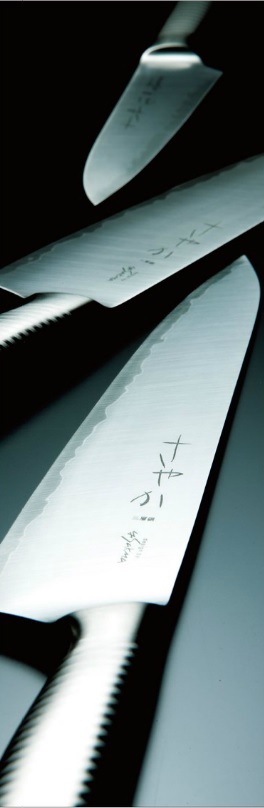  סכיני מטבח יפניות Sayaka 3 שכבות פלדת דמשק תוצרת yaxell יפן